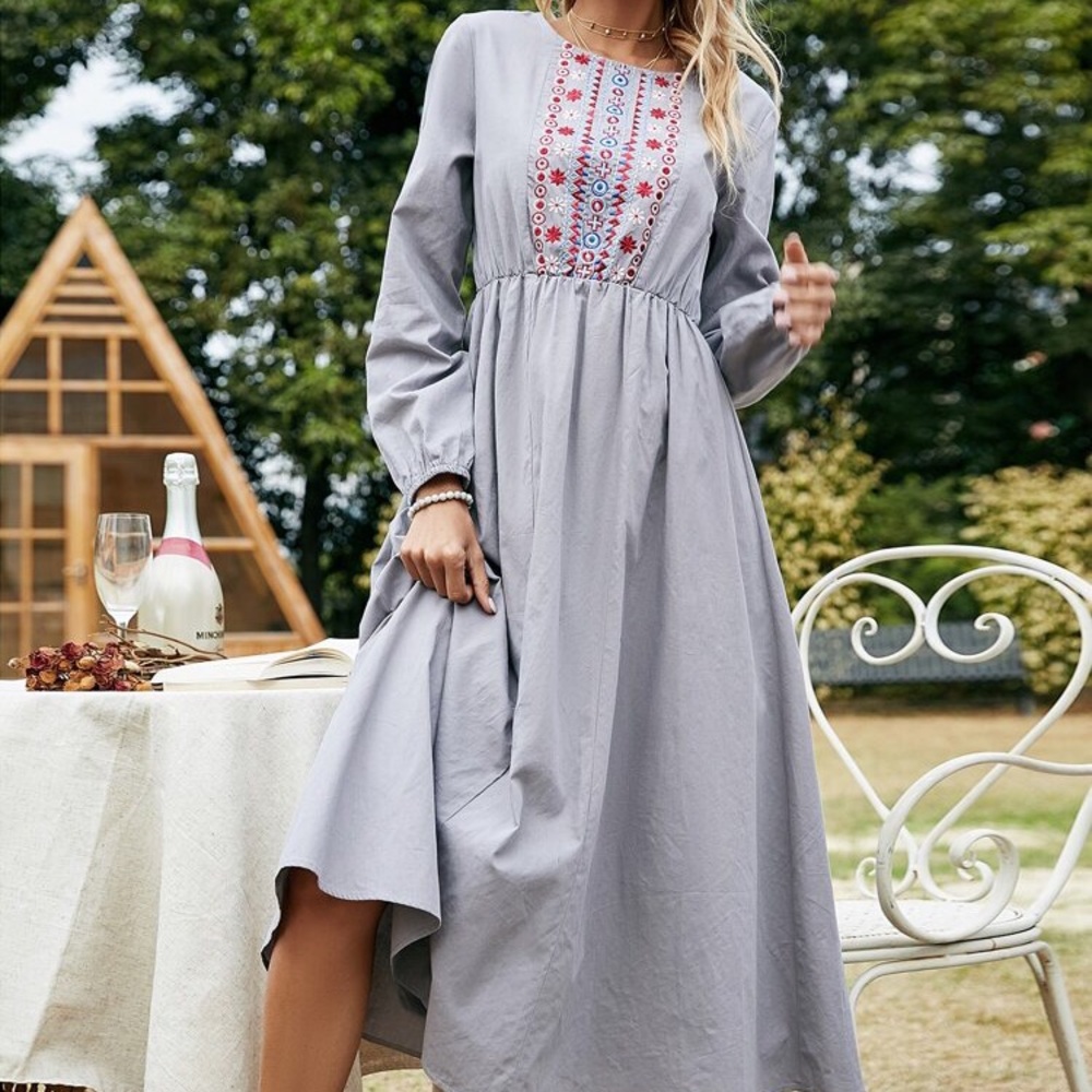 Embroidered grey midi dress